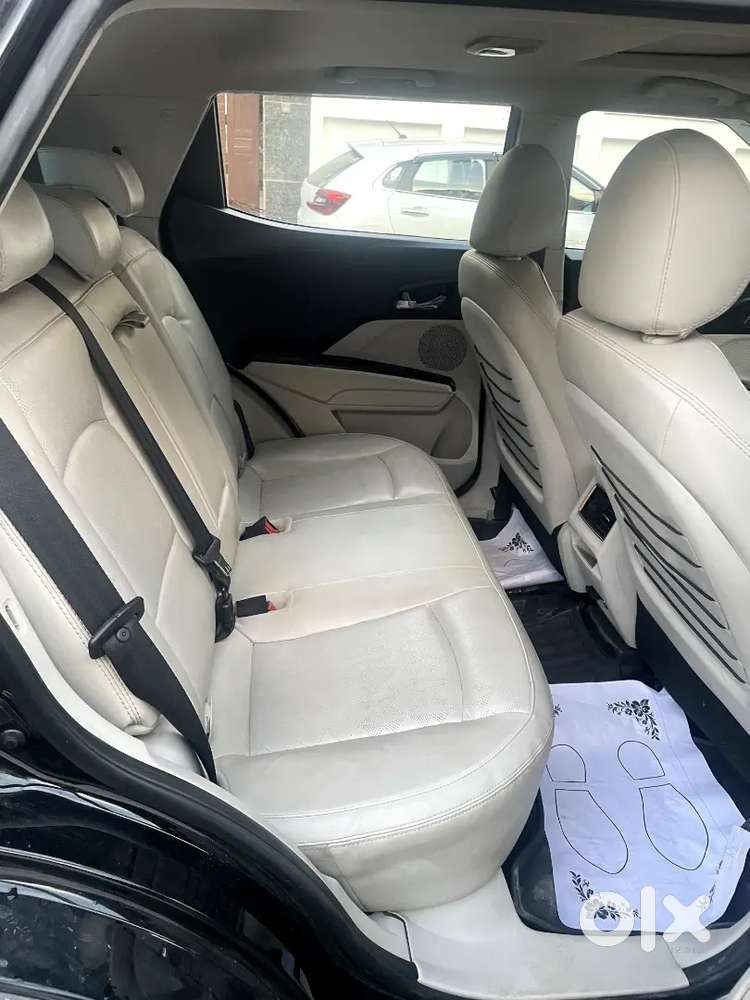 Mahindra Xuv400 Ev 2024 Electric 31000 Km Driven