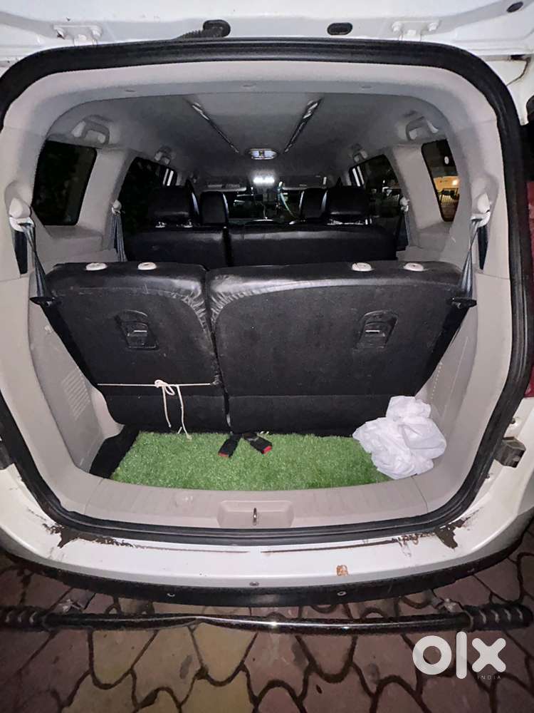 Mahindra Marazzo Diesel 2020 Car