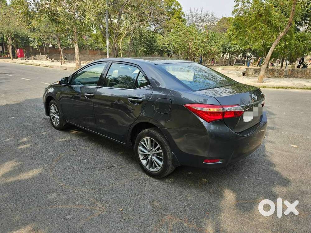 Toyota Corolla Altis 1.8 Gl, 2015, Petrol