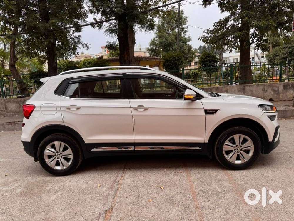 Skoda Kushaq 1.0 Tsi Ambition, 2022, Petrol