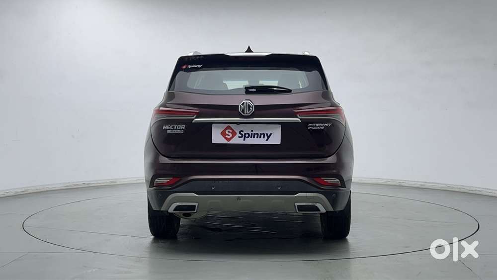 Mg Hector Plus 1.5 Sharp Turbo Cvt 6 Str, 2022, Petrol
