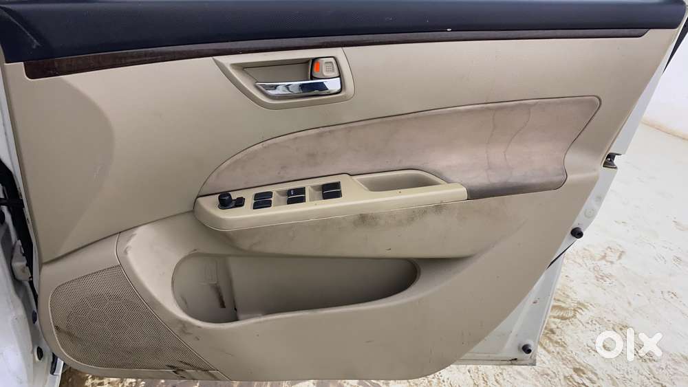 Maruti Suzuki Swift Dzire 1.2 Vxi Bsiv, 2017, Petrol