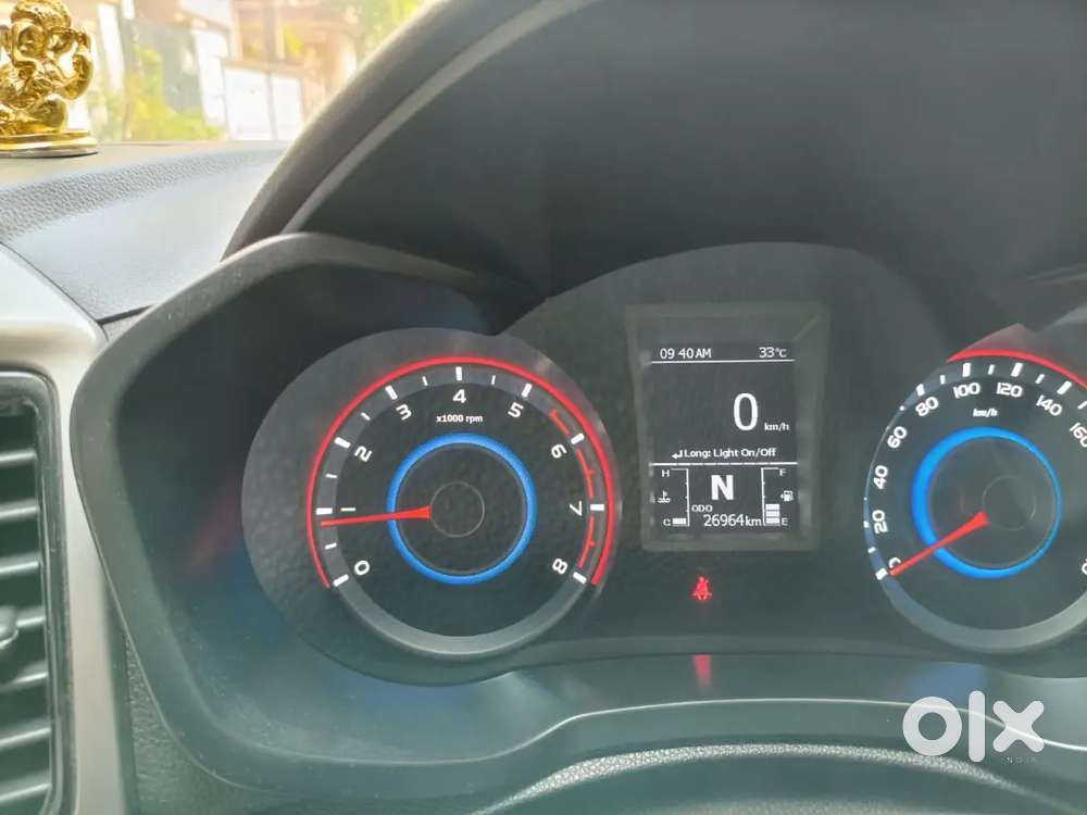 Mahindra Xuv300 Turbosport 2024 Petrol 26000 Km Driven