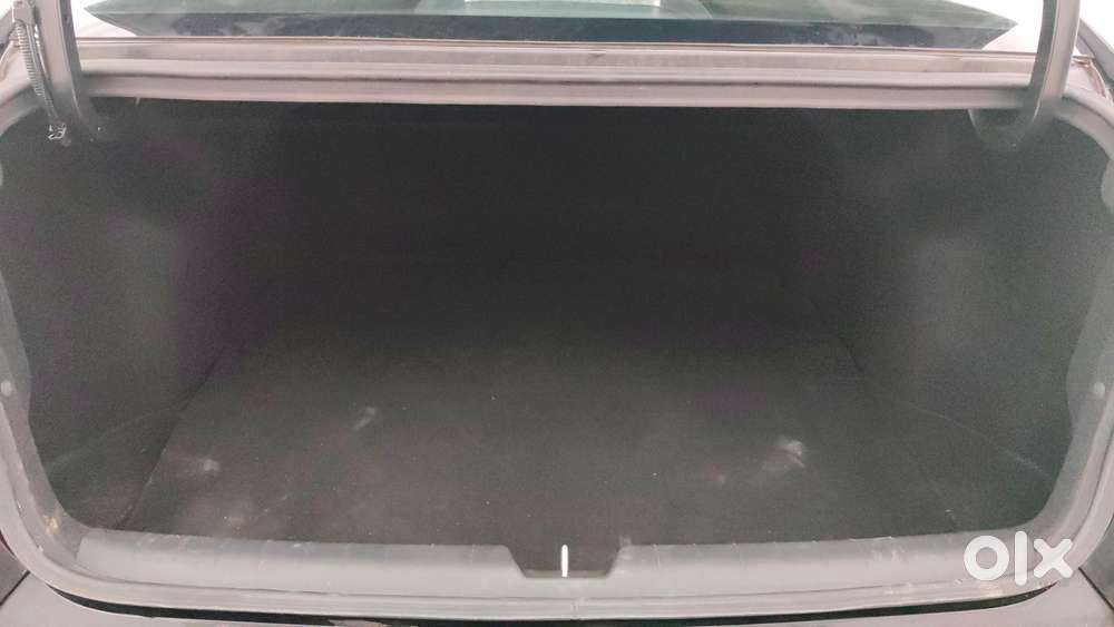 Hyundai Verna 1.5 Sx Ivt, 2024, Petrol