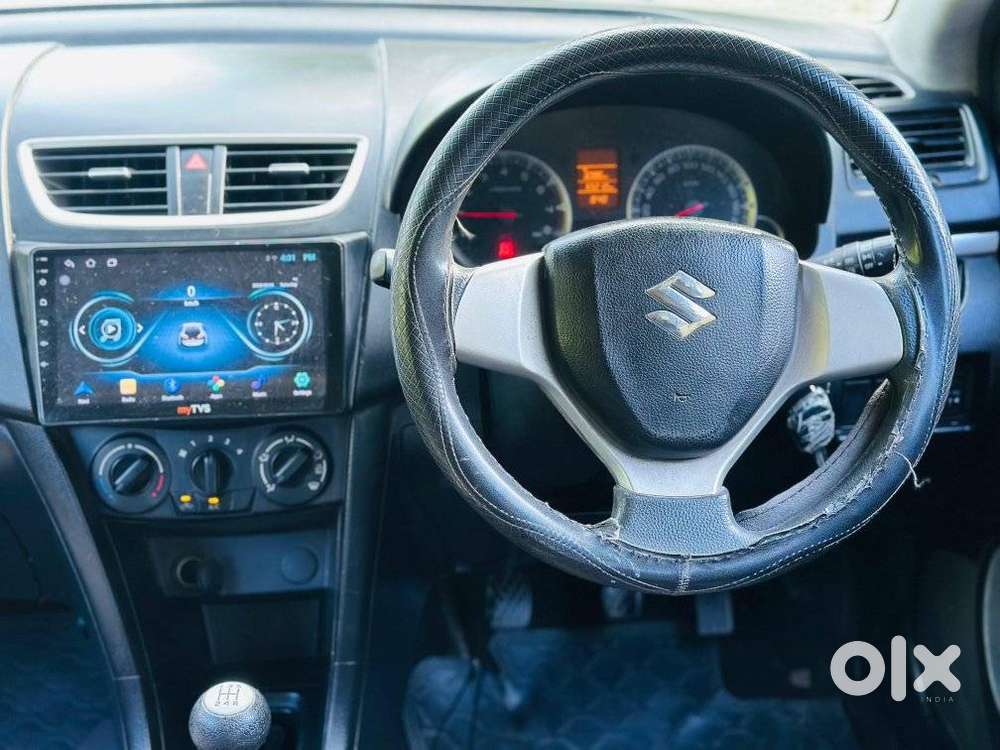 Maruti Suzuki Swift Vxi + Manual, 2012, Petrol
