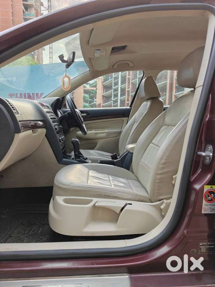 Skoda Laura Elegance 2.0 Tdi Cr Mt, 2012, Diesel