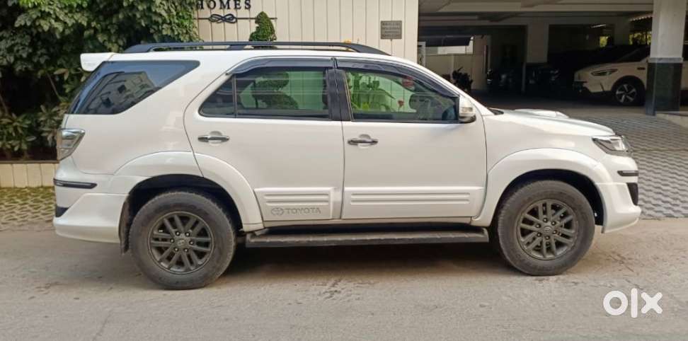 Toyota Fortuner 2011-2016 4x4 At, 2015, Diesel