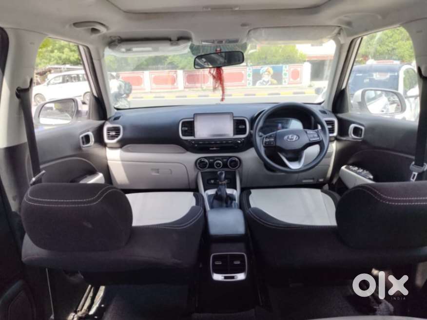 Hyundai Venue 1.2 S Plus, 2024, Petrol