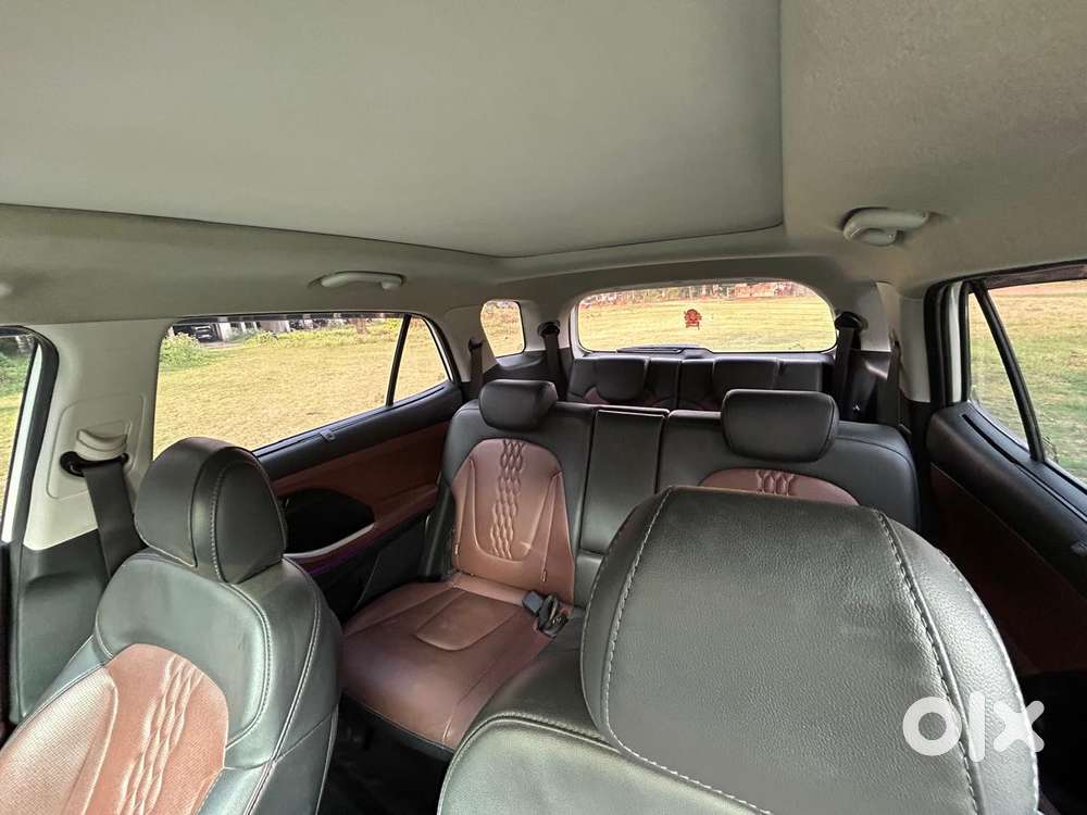 Hyundai Alcazar Signature (o) 7 Seater 1.5 Diesel At Adventure Dual ..