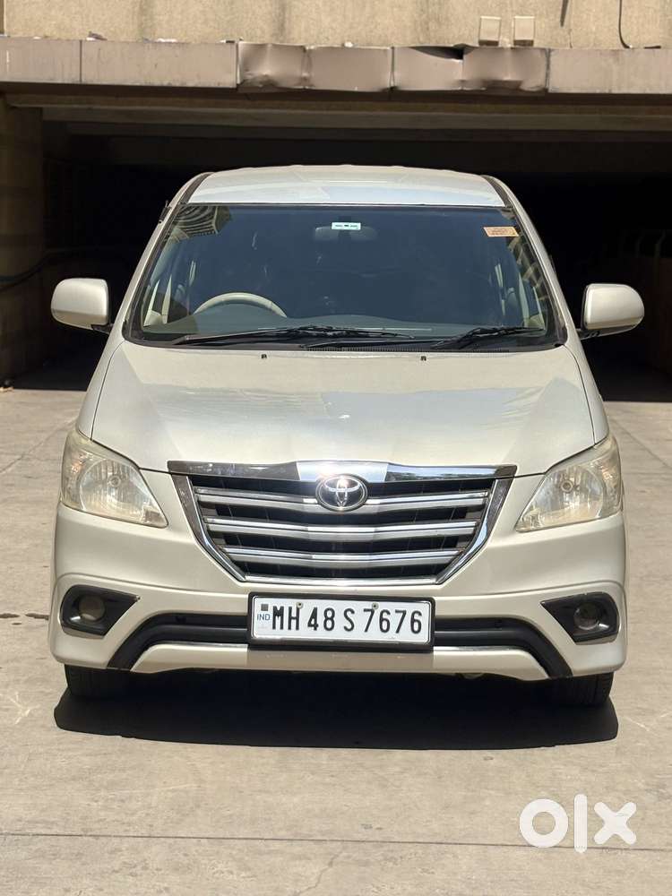 Toyota Innova 2.5 G (diesel) 8 Seater, 2014, Diesel