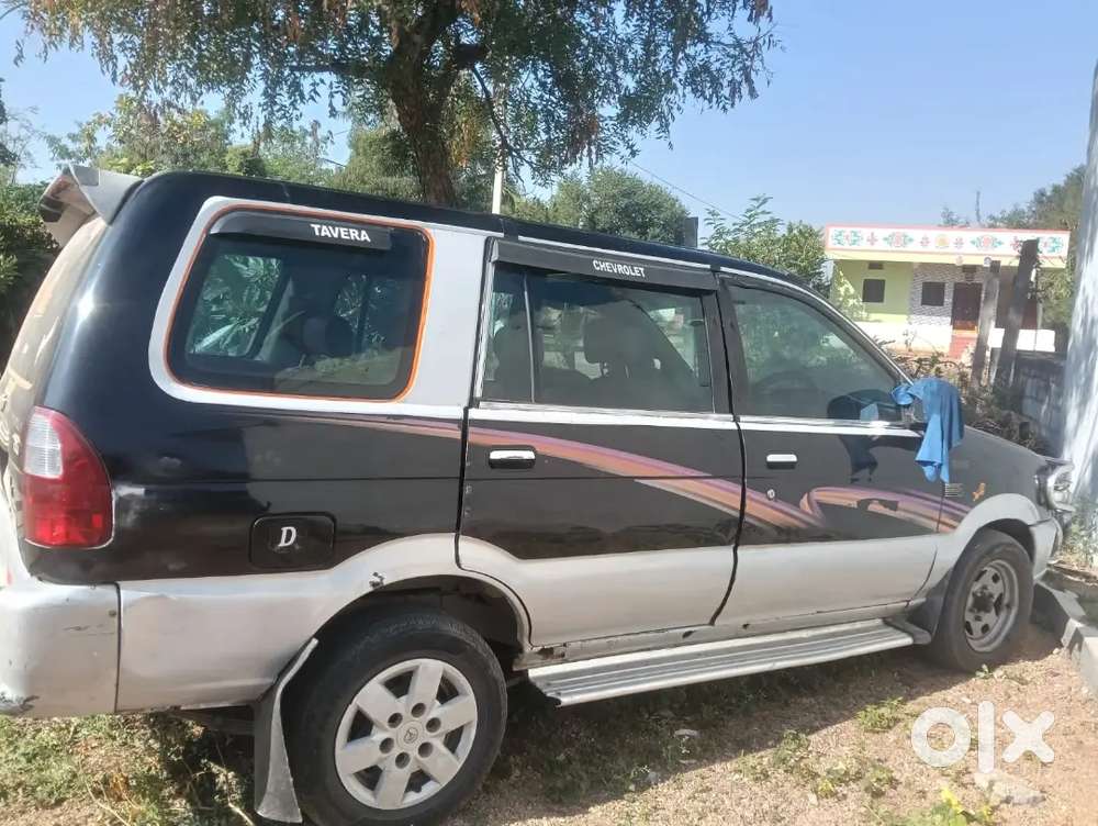Chevrolet Tavera 2005