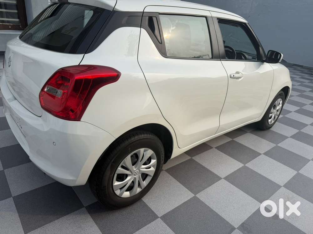 Maruti Swift 2023 Petrol