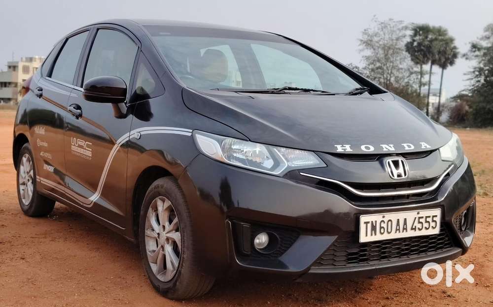 Honda Jazz 2016 Diesel Well Maintained