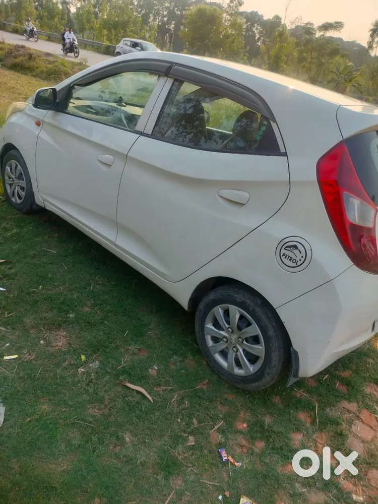 Hyundai Eon 2012 Petrol 10232 Km Driven