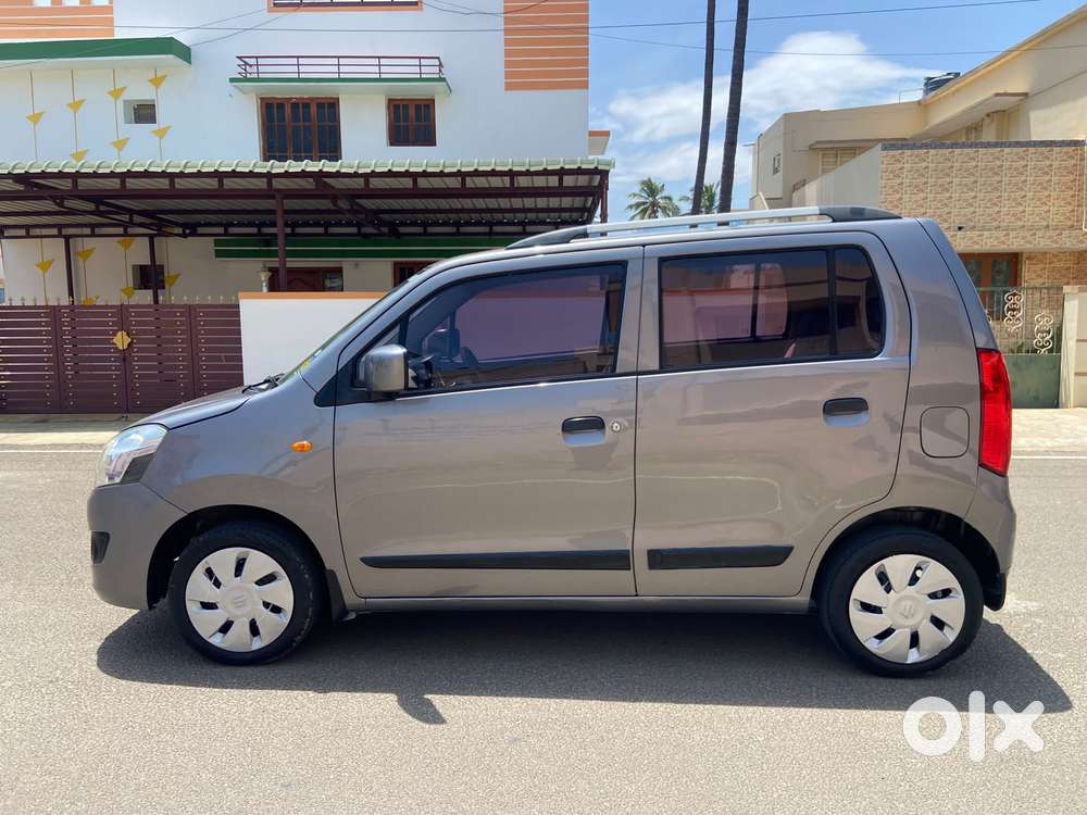 Maruti Suzuki Wagon R Vxi Amt1.2, 2017, Petrol