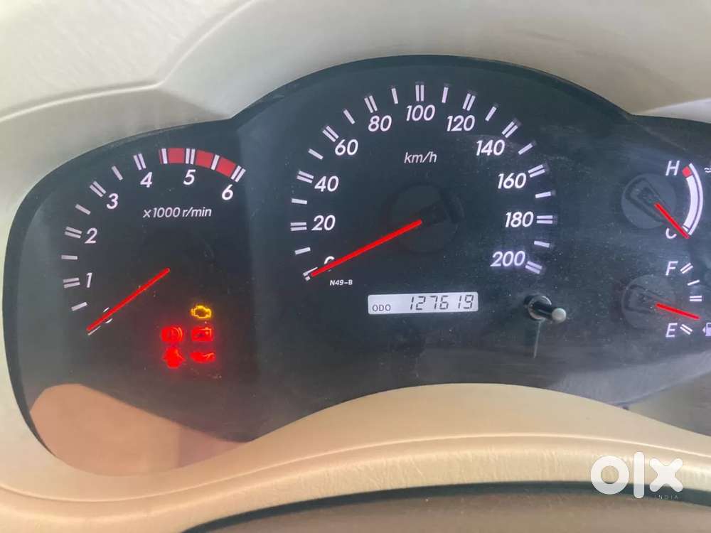 Toyota Innova 2.5 E 8 Str, 2010, Diesel