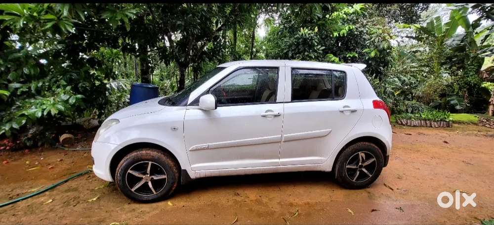 Maruti Suzuki Swift 2009 Petrol Well Maintained