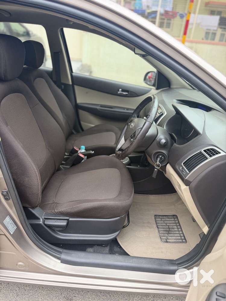 Hyundai I20 2015-2017 Sportz Option 1.4 Crdi, 2012, Diesel