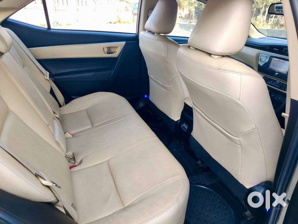 Toyota Corolla Altis 1.8 Gl, 2018, Petrol