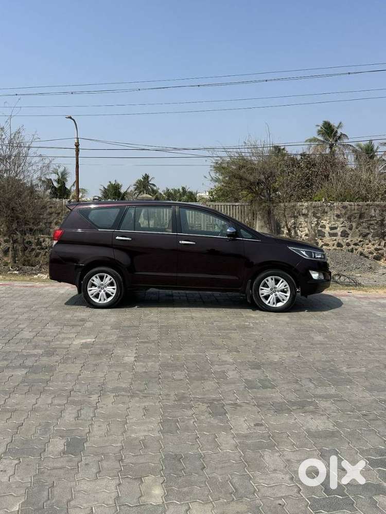 Toyota Innova Crysta 2.8z Automatic, 2018, Diesel