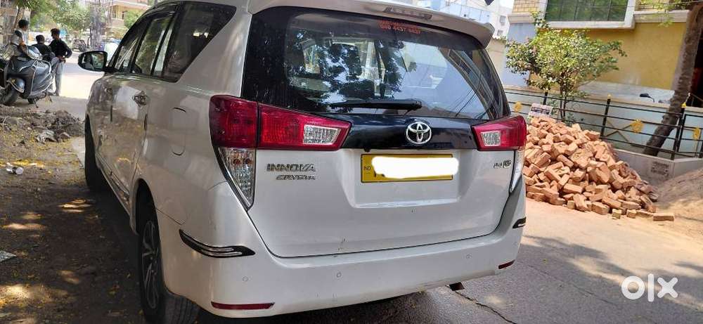 Toyota Innova Crysta 2.4 Gx Limited Edition 8 Str, 2024, Diesel