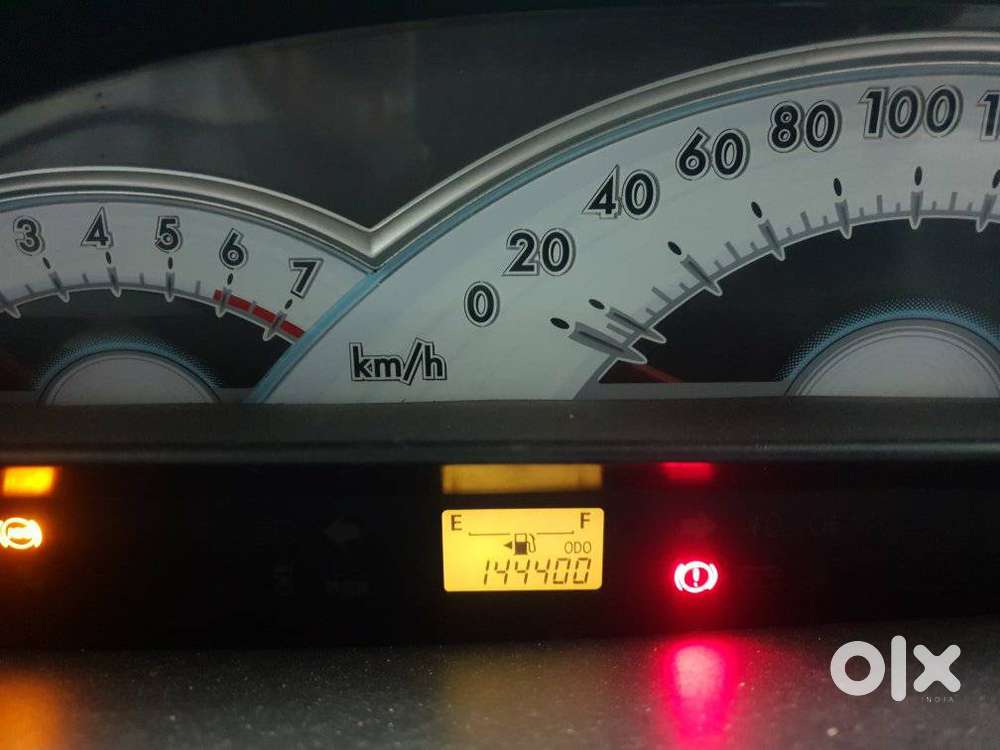 Toyota Etios Liva 2011-2012 V, 2011, Petrol