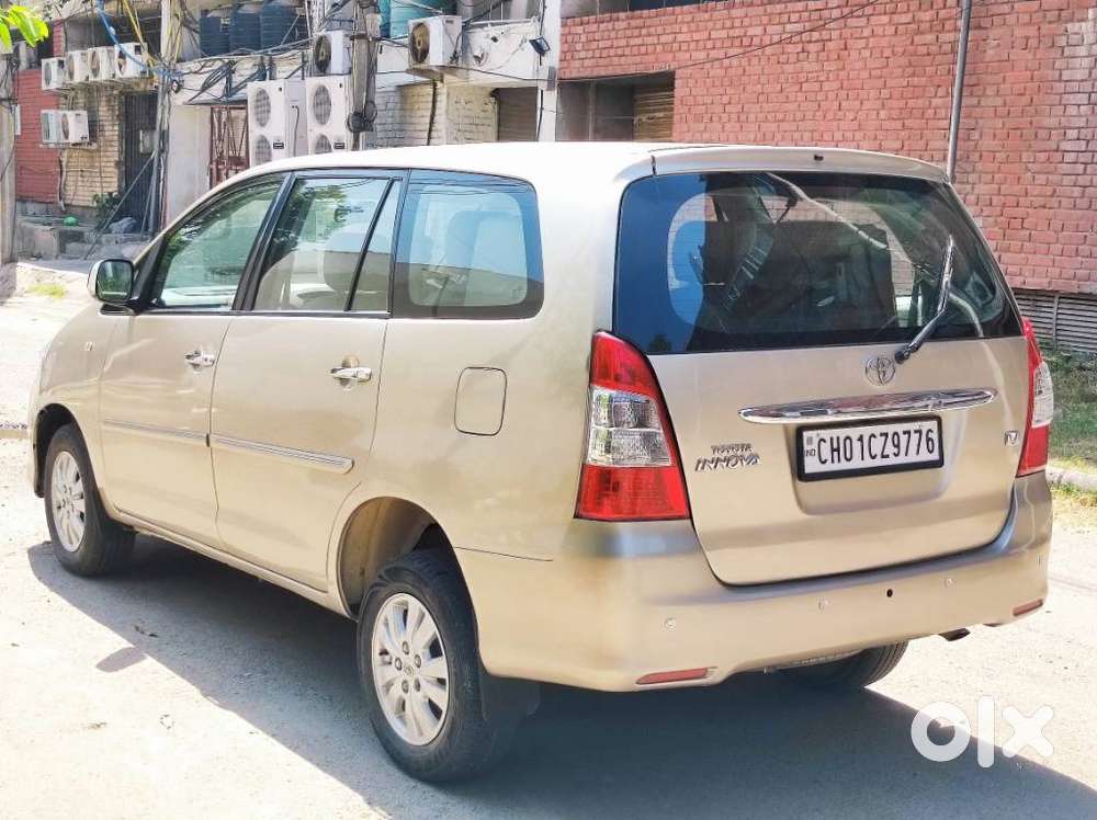 Toyota Innova 2.5 V 7 Str, 2009, Diesel