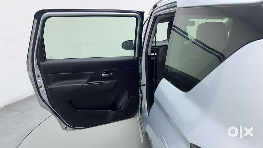 Maruti Suzuki Xl6 1.5 Alpha At, 2022, Petrol