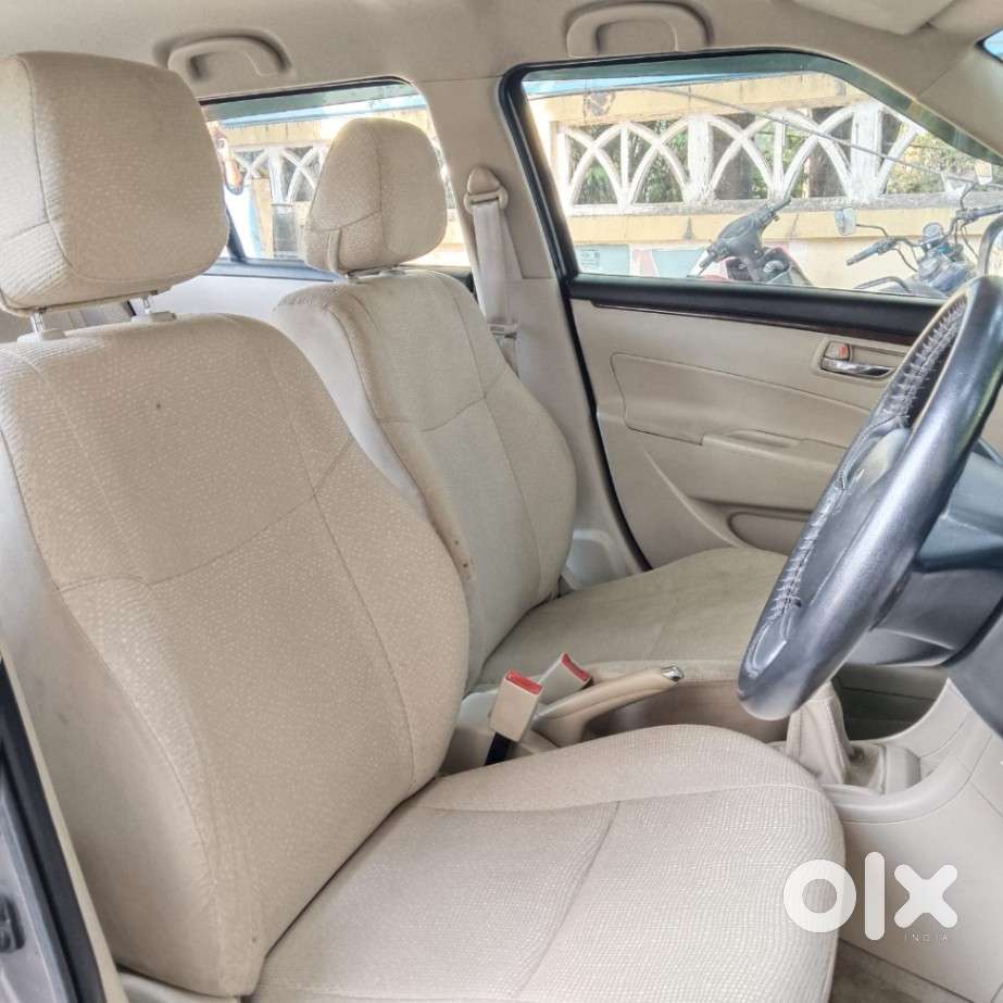 Maruti Suzuki Swift Dzire Vxi, 2012, Petrol