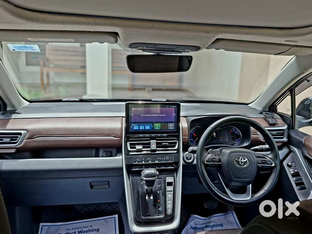 Toyota Innova Hycross 2.0 Vx (o) Hybrid 7 Str, 2024, Cng & Hybrids