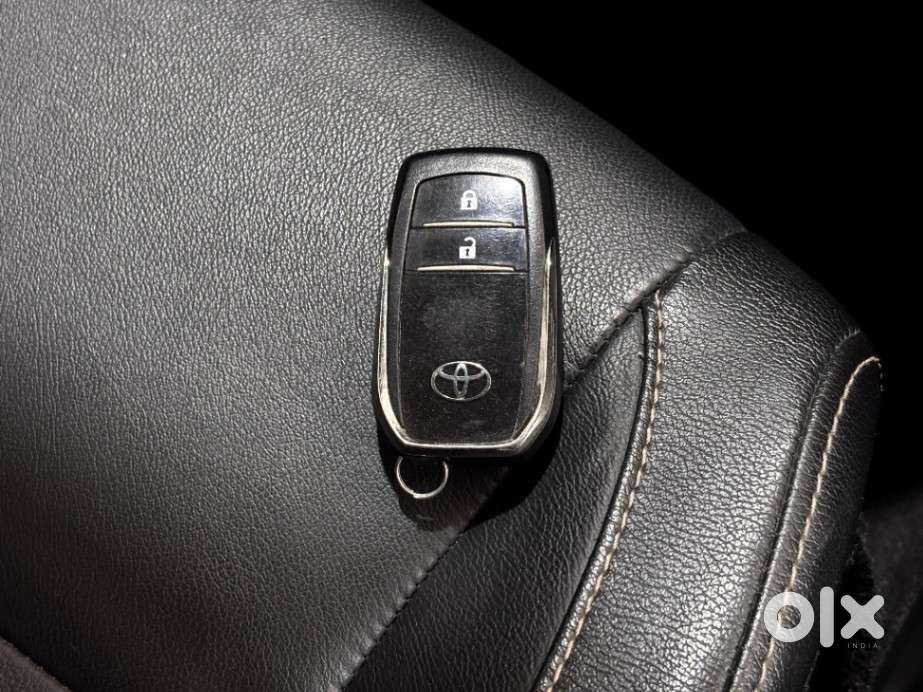 Toyota Innova Crysta 2.4 Z 7 Str, 2017, Diesel