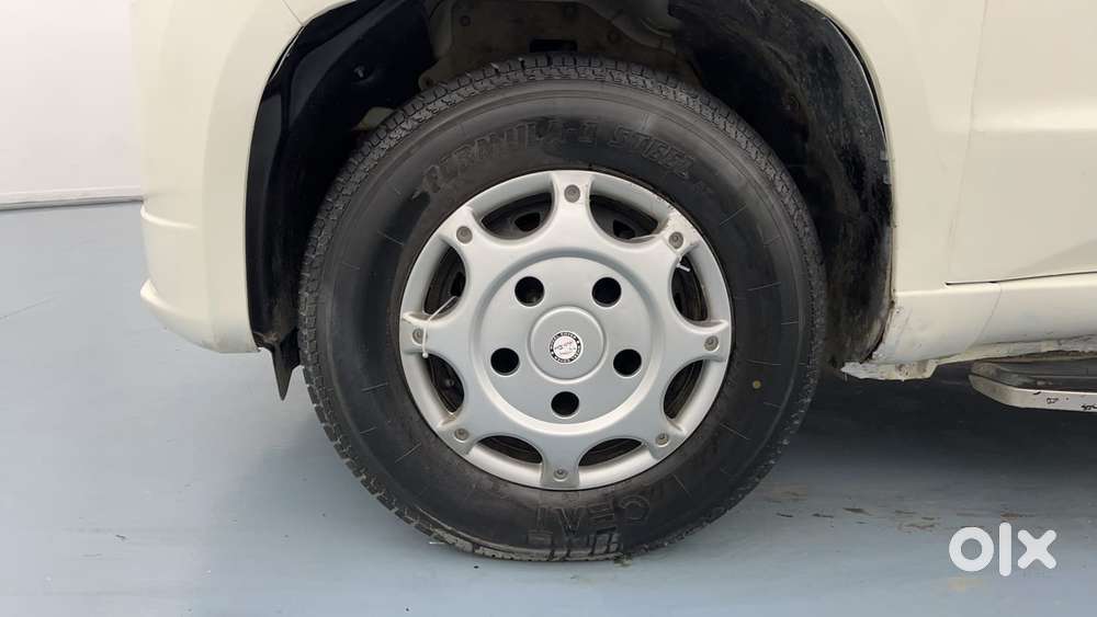 Mahindra Tuv 300 T6 Plus, 2019, Diesel