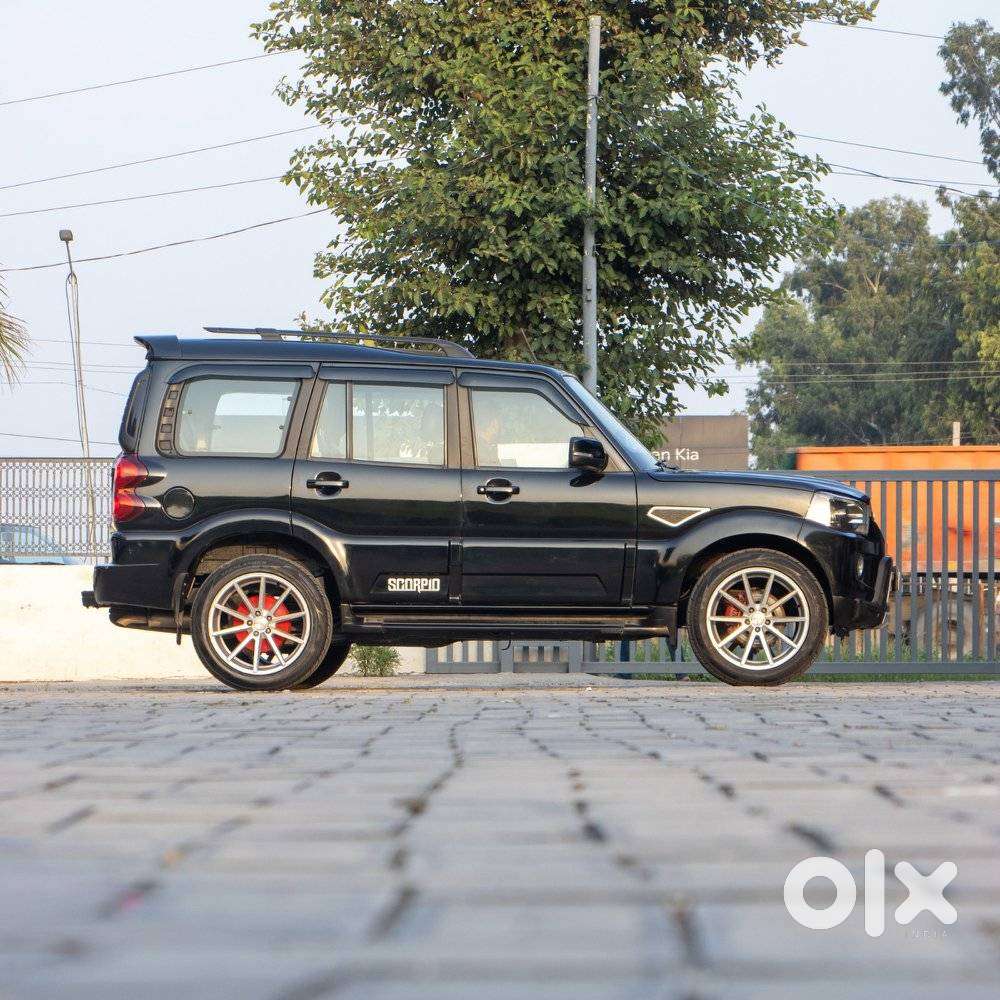 Mahindra Scorpio Classic 2.2 S 11 Mt 7 Cc, 2022, Diesel