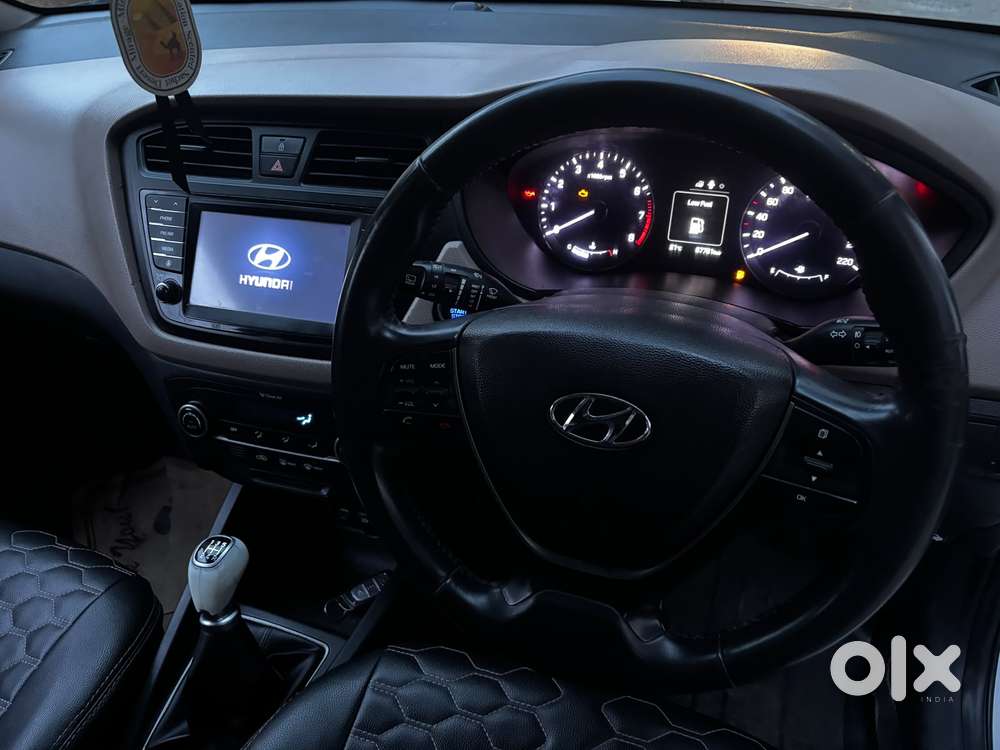 Hyundai Elite I20 1.2 Asta (o) Cvt, 2017, Petrol