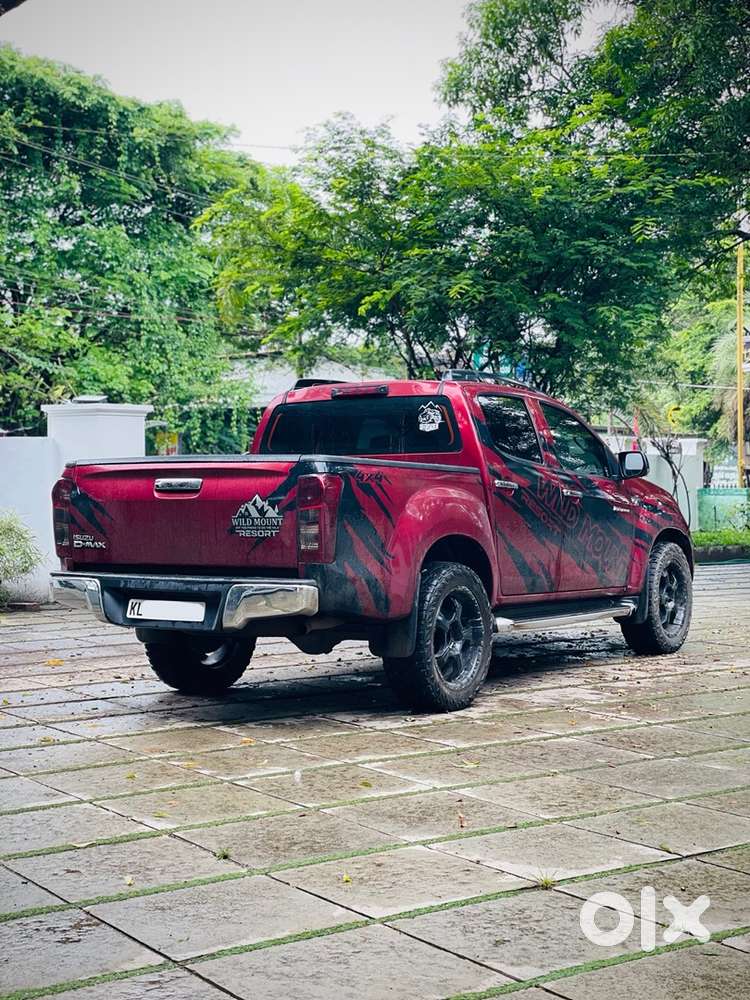 Isuzu D-max V-cross 2018 Diesel Good Condition