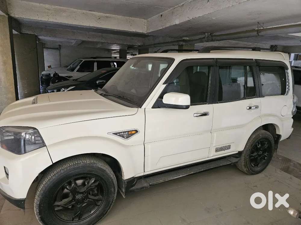 Mahindra Scorpio 2016
