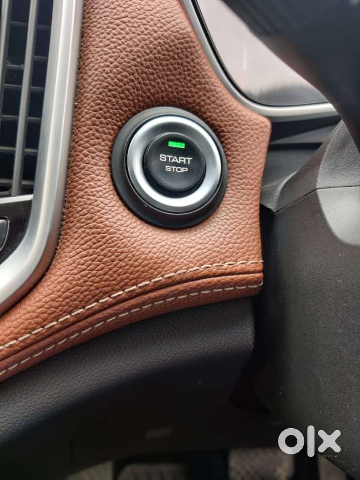 Mg Hector Plus 1.5 Sharp Turbo Cvt 6 Str, 2022, Petrol
