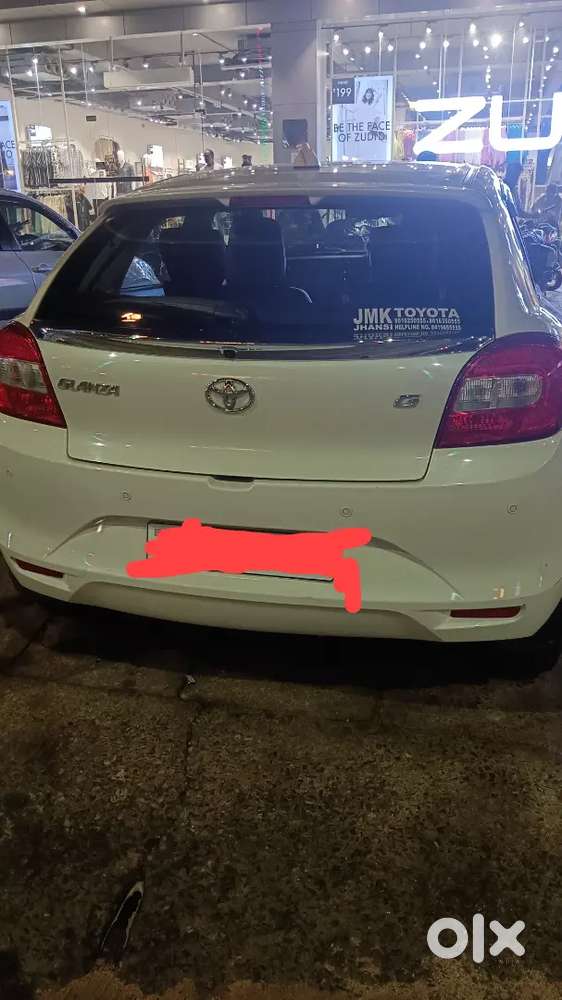 White Colour Toyota Glanza