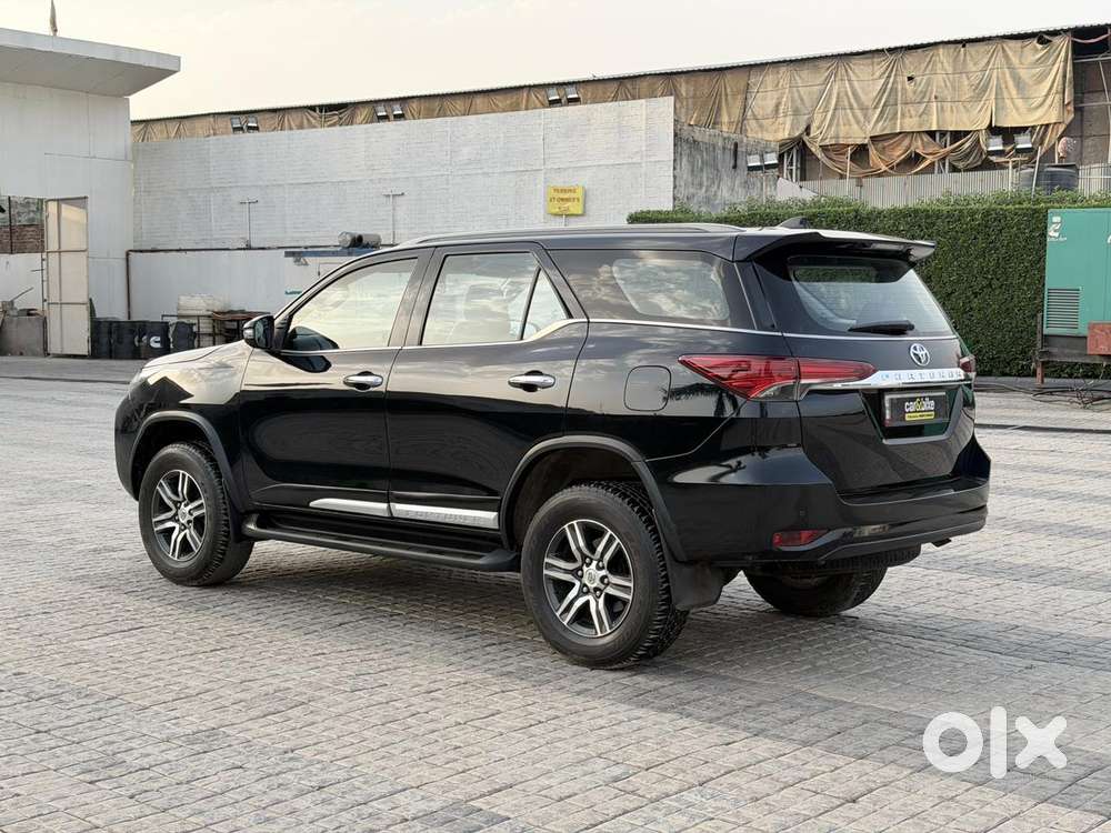 Toyota Fortuner 4x2 Mt 2.8 Diesel, 2020, Petrol
