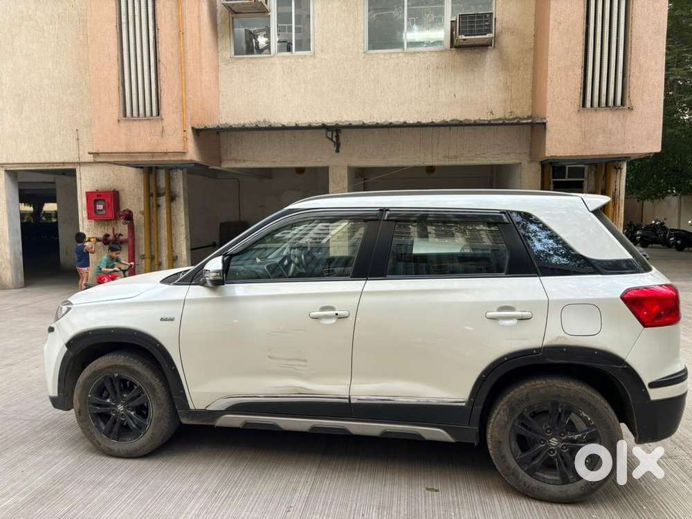 Brezza Diesel Top End Automatic, With Premium Black Interiors