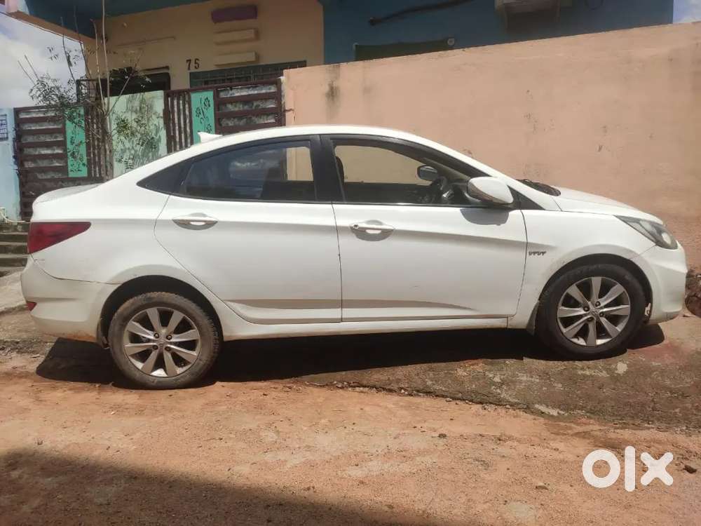 Hyundai Verna 2011 Petrol