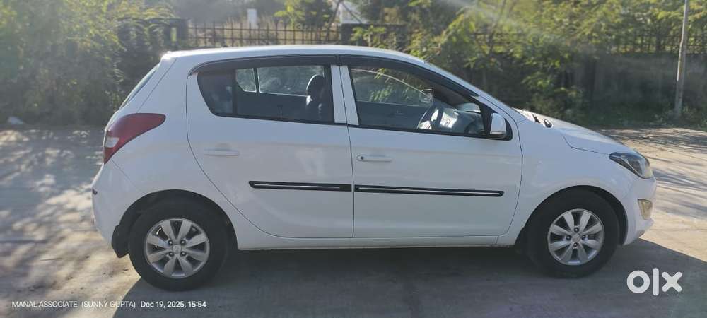 Hyundai I20 Sportz 1.2 Bs-iv, 2014, Diesel