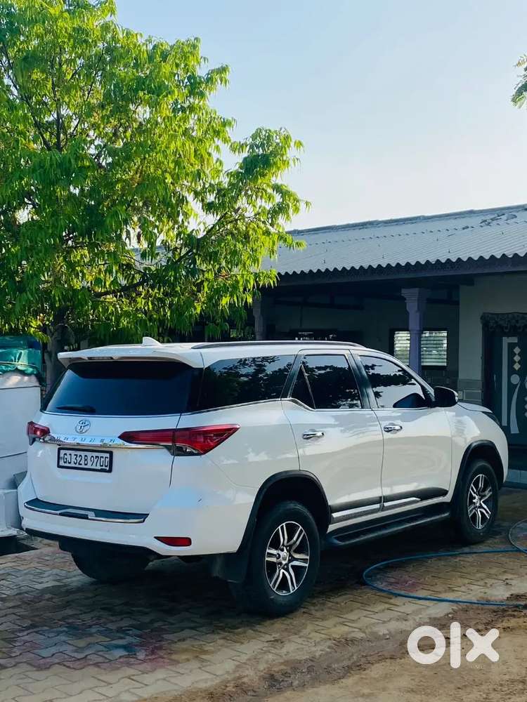 Toyota Fortuner Diesel Manual 2017 Model