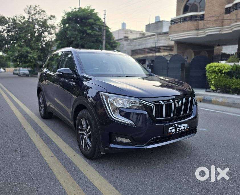 Mahindra Xuv700 2.2 Ax 5 Diesel At Str, 2022, Diesel