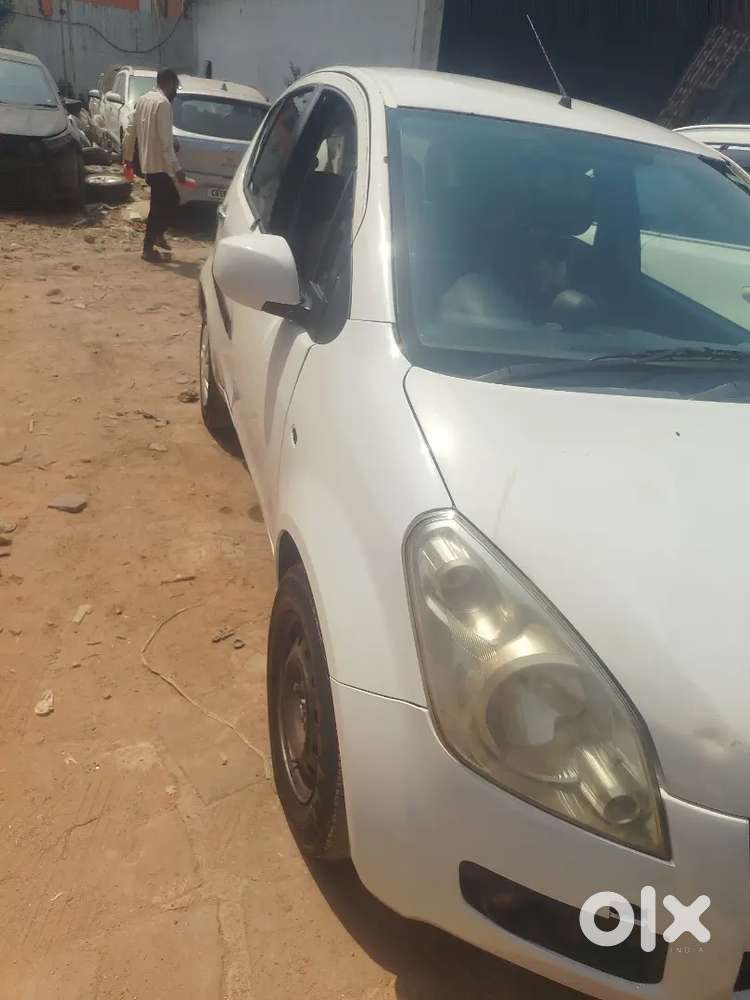 2011 Model Hai Ac Ka Kam Karna Padega 125000 Rs