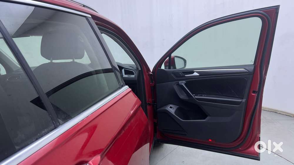 Volkswagen Tiguan 2.0 Elegance Tsi Dsg, 2022, Petrol