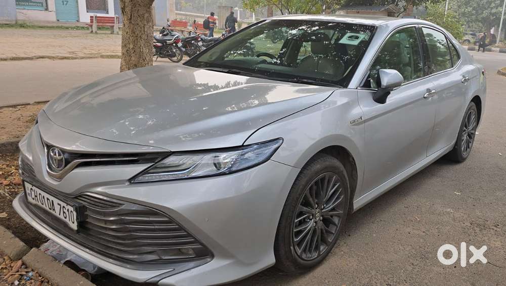 Toyota Camry Hybrid, 2019, Petrol