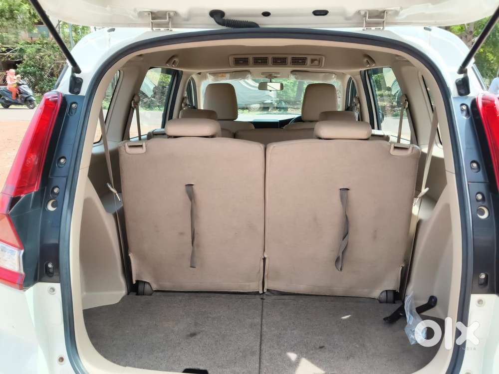 Maruti Suzuki Ertiga 1.5 Vxi, 2024, Petrol