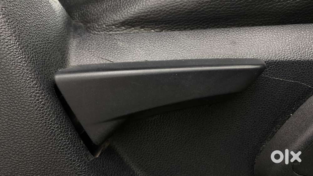Mahindra Kuv 100 2016-2017 Mfalcon D75 K8, 2016, Diesel