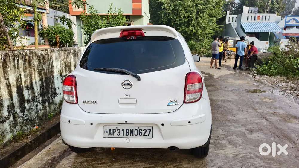 Nissan Micra 2011 Diesel 130000 Km Driven
